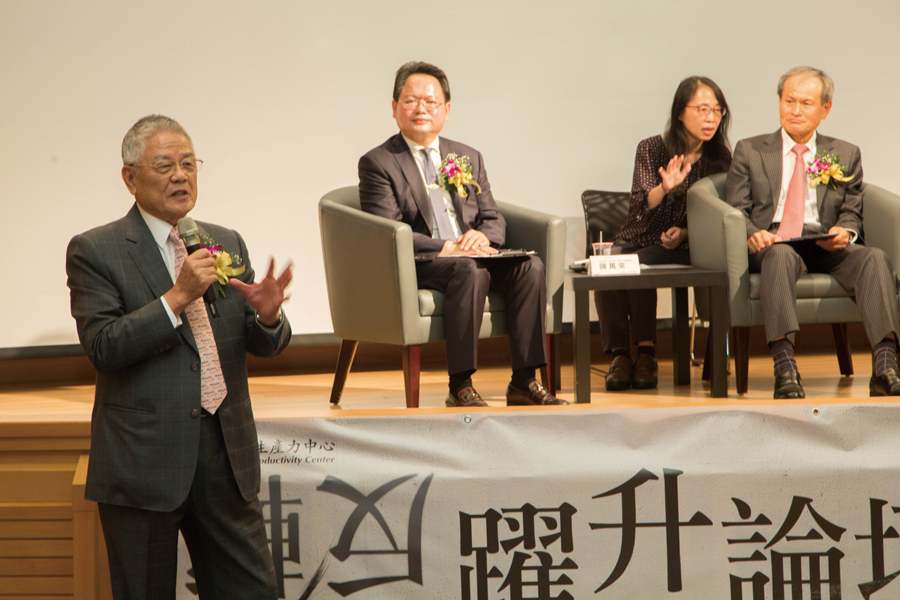 震旦集团创办人陈永泰先生于会中分享，多年来共同见证柯尼卡美能达的转型与变革，未来也期许共创佳绩