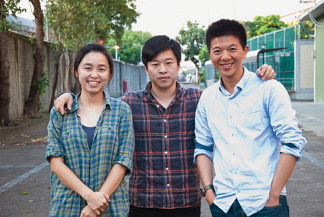  《自造世代》团队成员右起制作人杨育修、导演蔡牧民、制作人兼创意总监赖珮芸