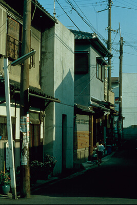 图三：住吉的长屋，日本大阪，1975-1976，摄影：安藤忠雄