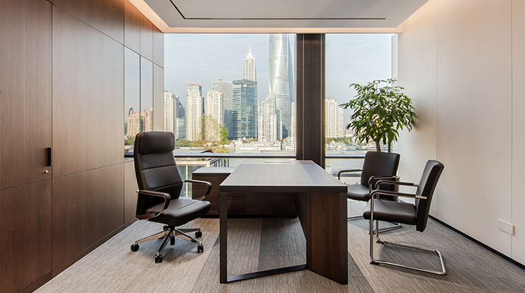 Leading Trust Company
