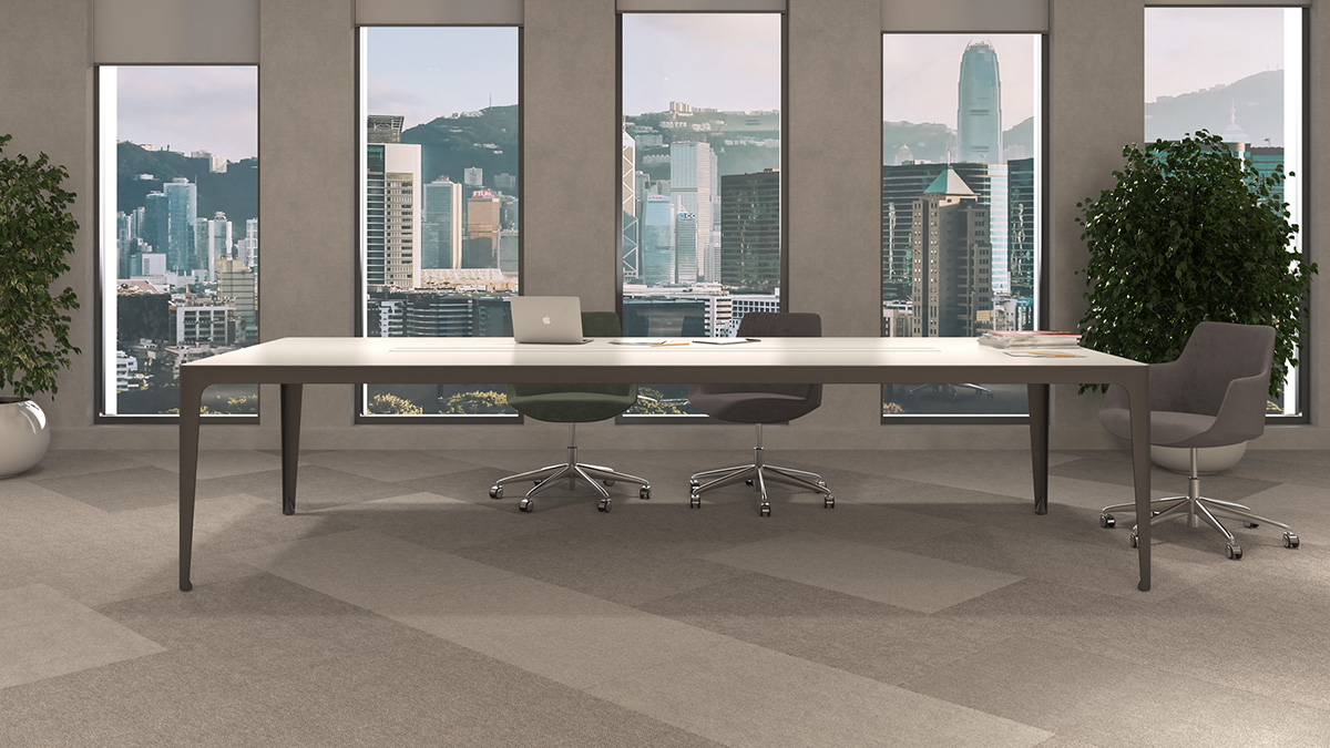 Grand More Shared Table